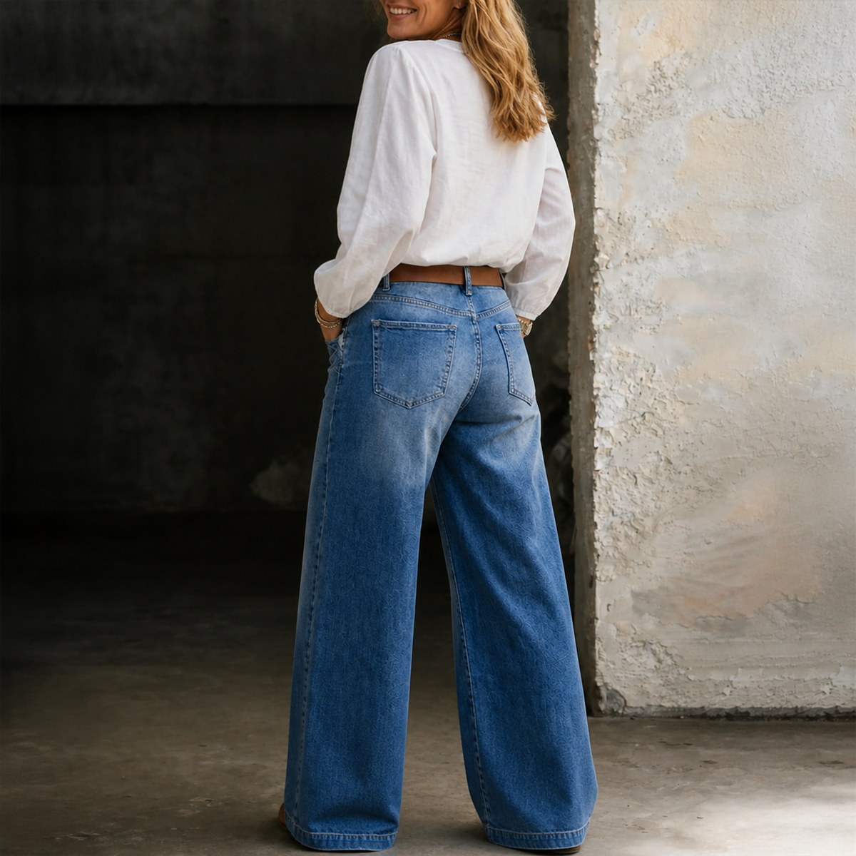 Amani™ Vintage High-Waisted Jeans