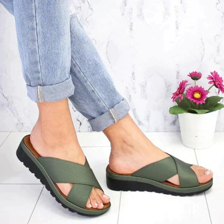 CloudWalk™ Trendsetting Comfort Sandals