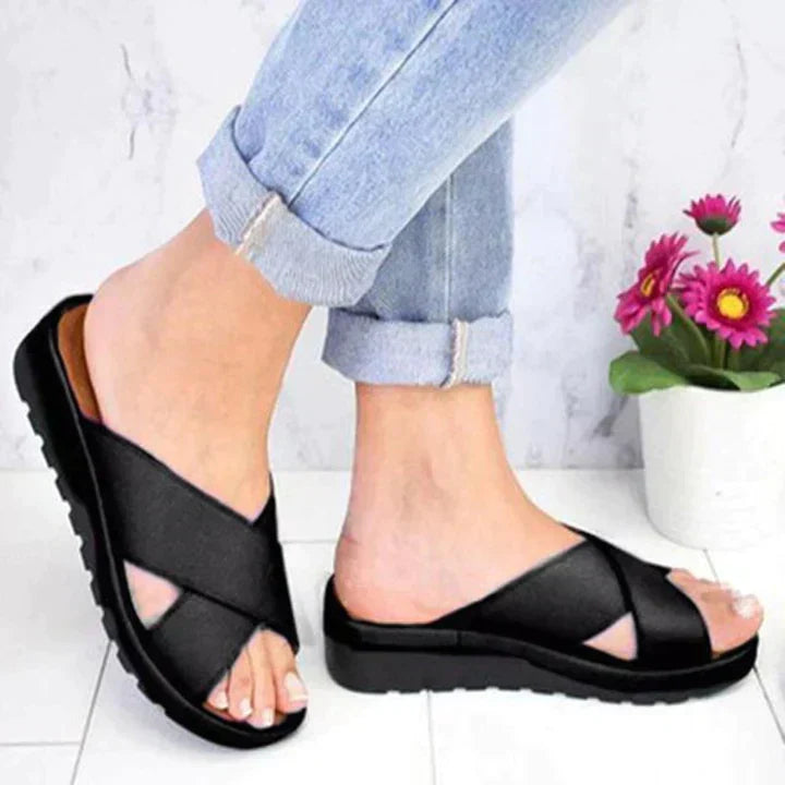 CloudWalk™ Trendsetting Comfort Sandals