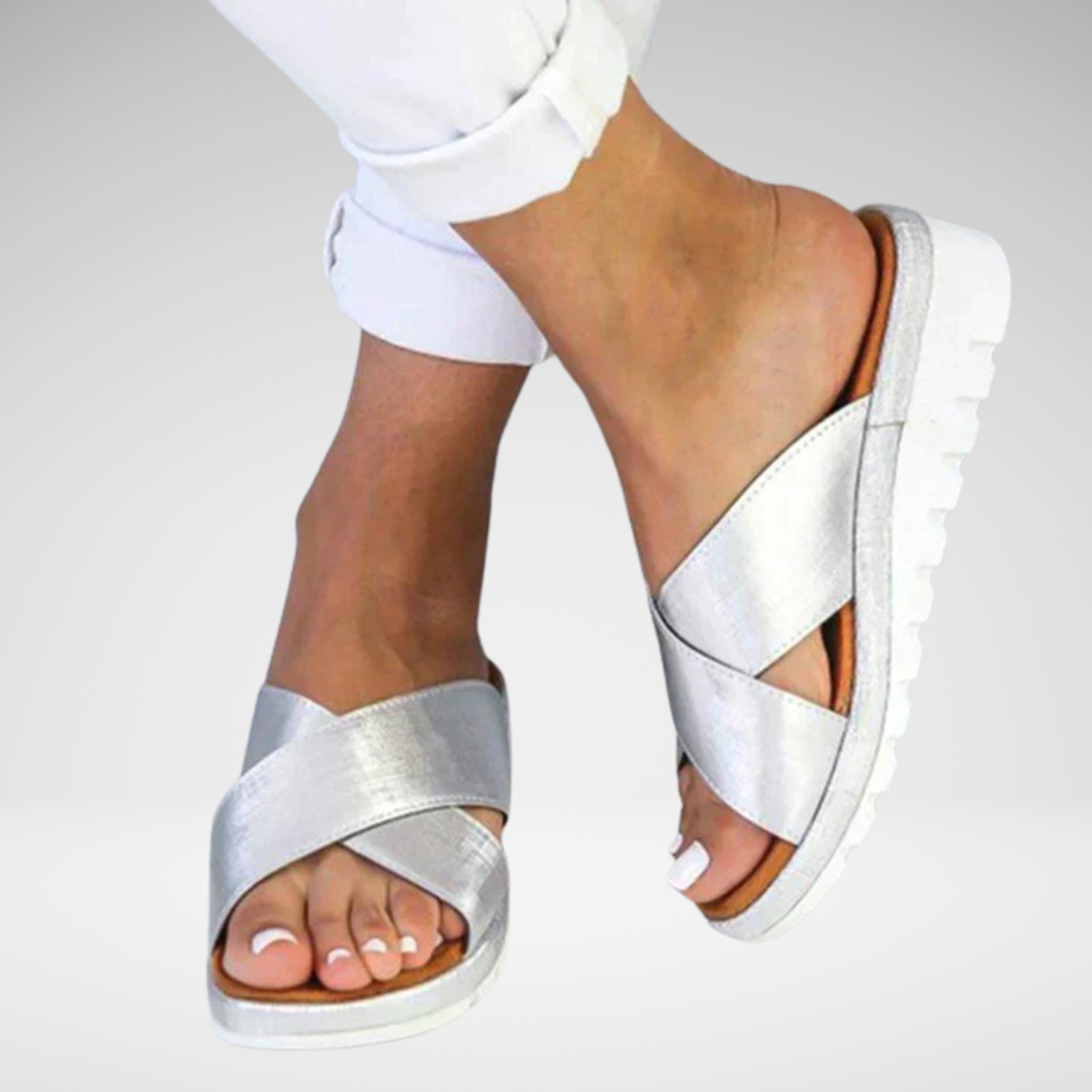 CloudWalk™ Trendsetting Comfort Sandals