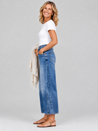 Sasha casual jeans in mid blue, side view