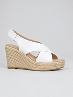 Bellora sandals in white, side view